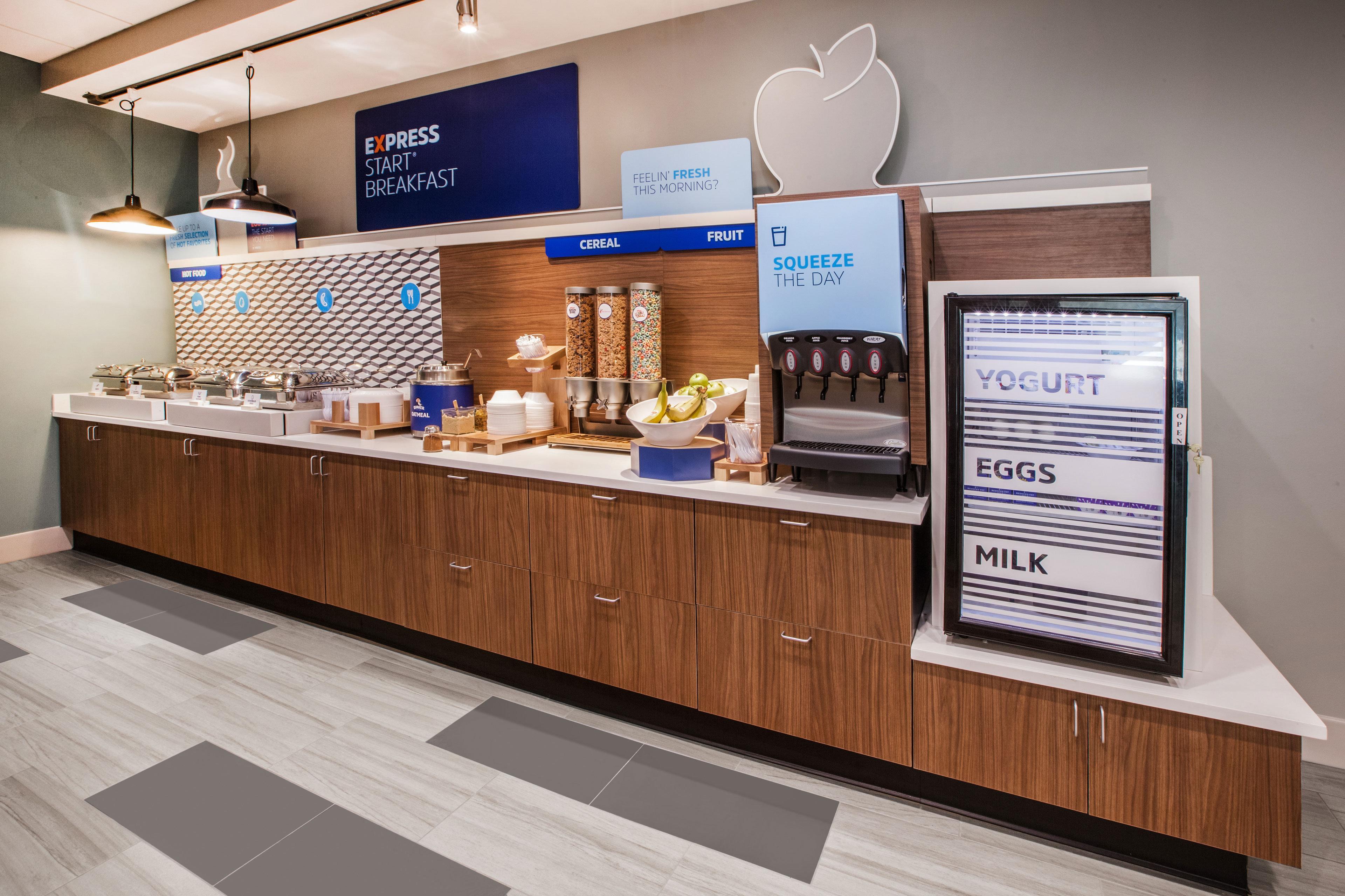 Holiday Inn Express & Suites Le Mars By Ihg Εξωτερικό φωτογραφία
