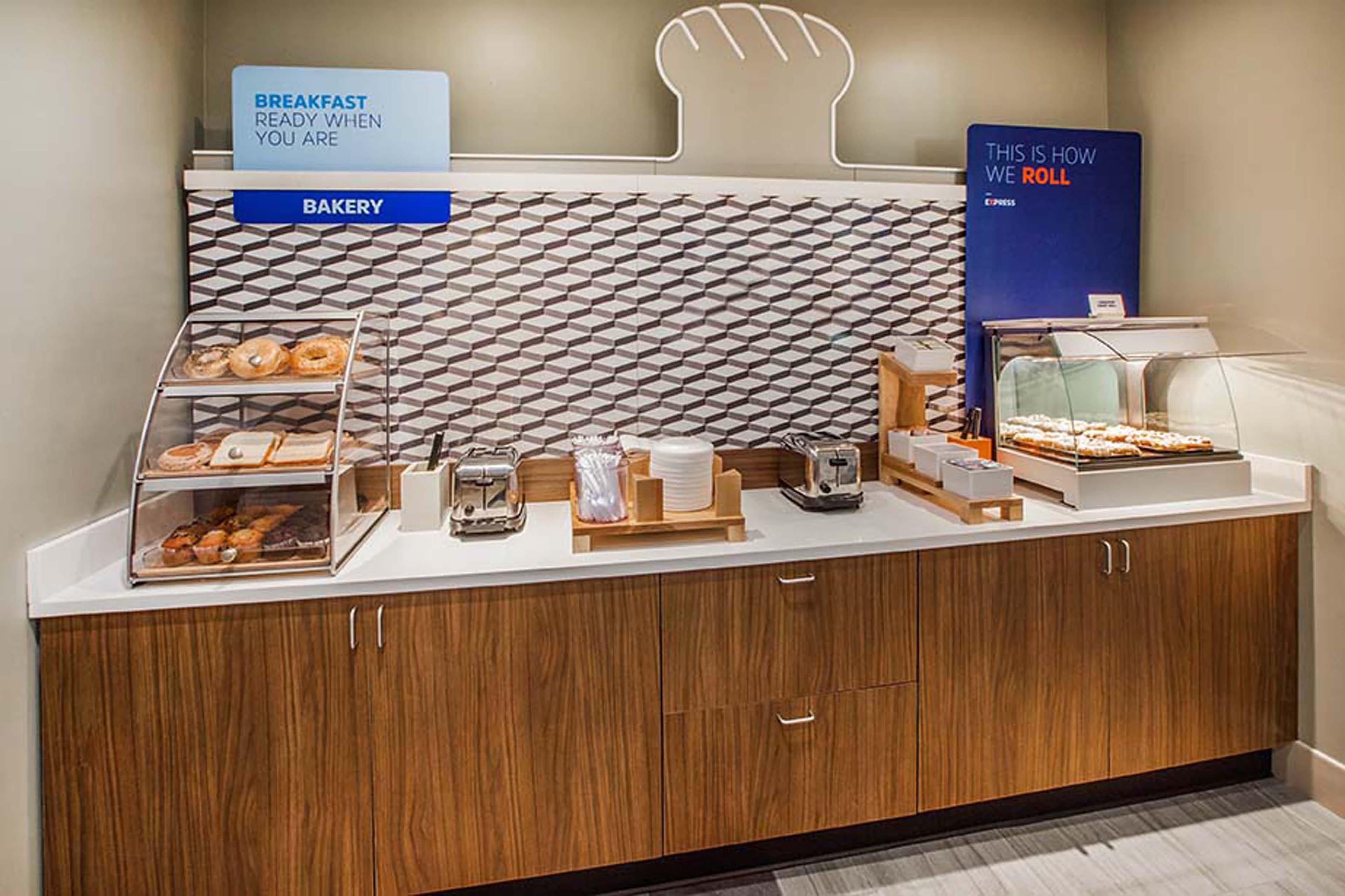Holiday Inn Express & Suites Le Mars By Ihg Εξωτερικό φωτογραφία