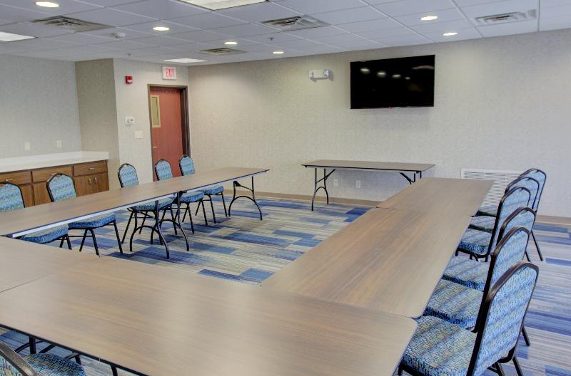 Holiday Inn Express & Suites Le Mars By Ihg Εξωτερικό φωτογραφία