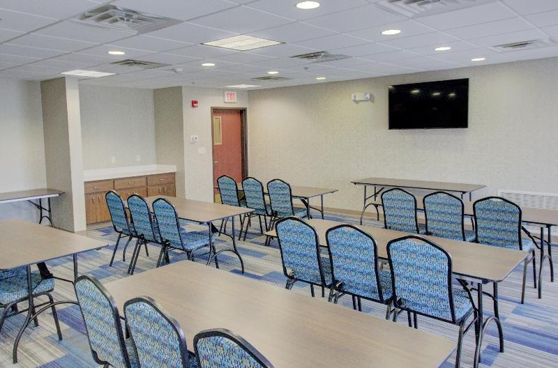 Holiday Inn Express & Suites Le Mars By Ihg Εξωτερικό φωτογραφία